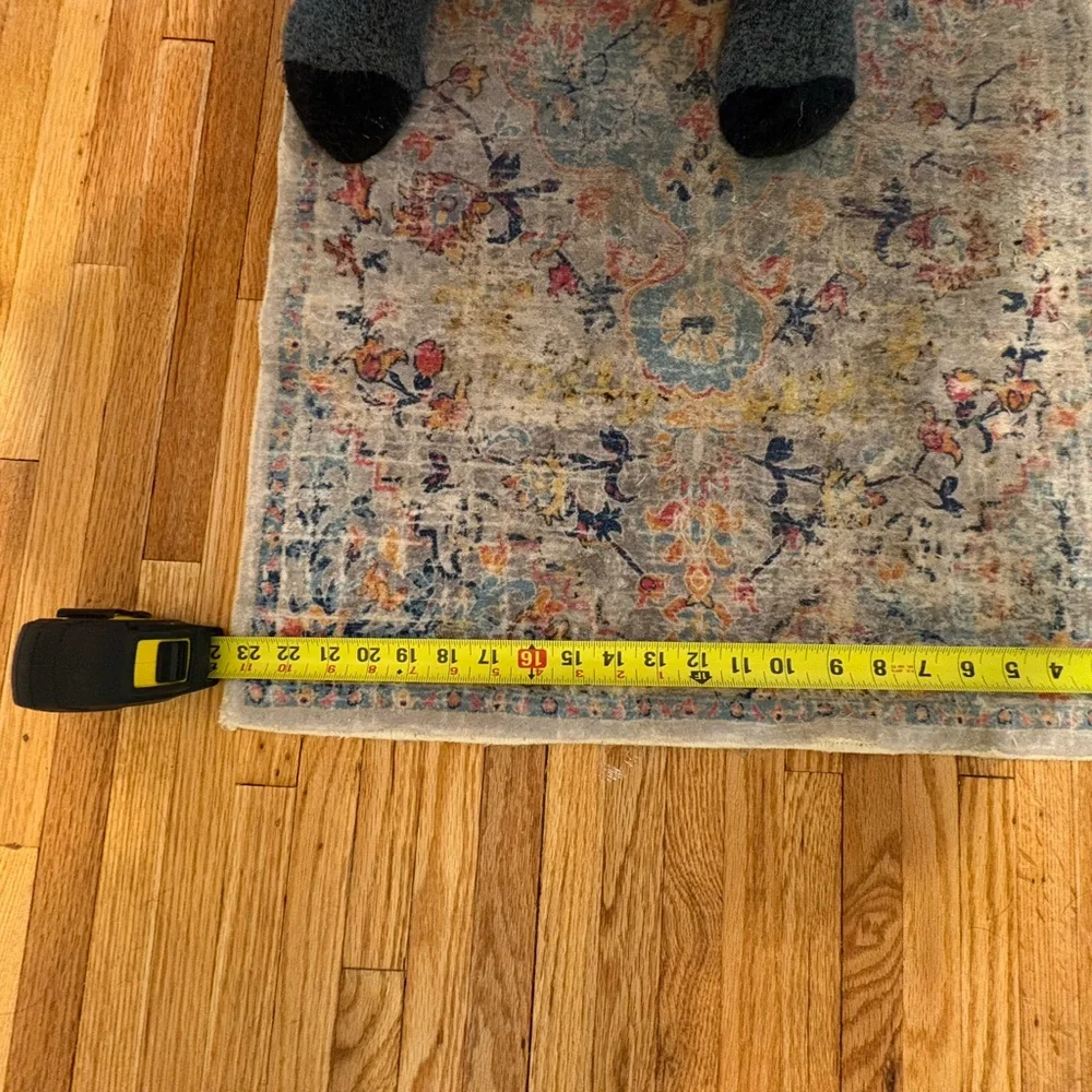 Vintage Style Runner Rug with Floral Pattern